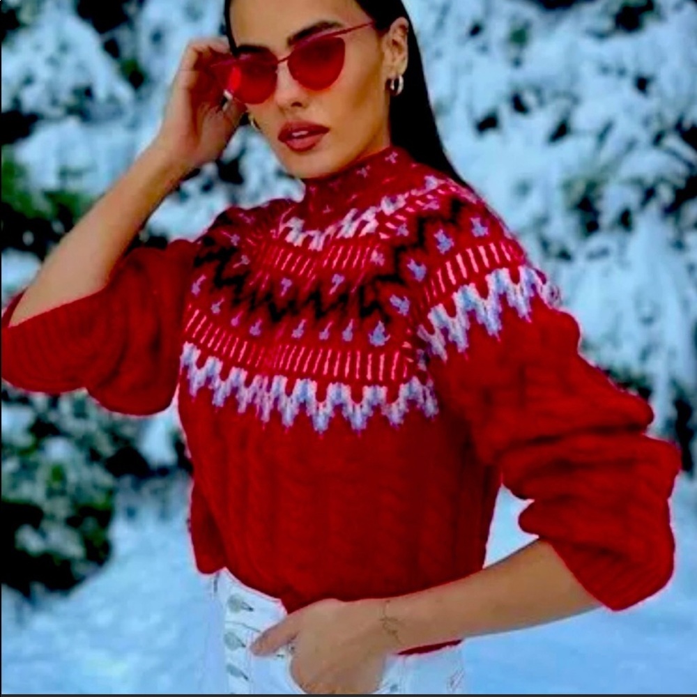Zara Cable Knit Jacquard Red Sweater size Medium